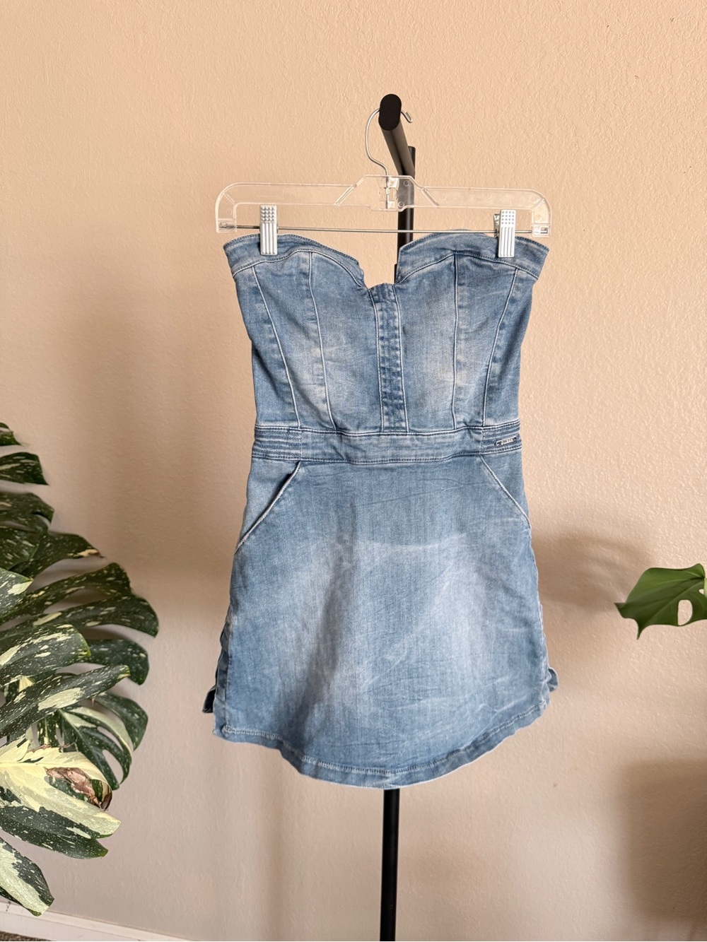 Vtg Guess Light Blue Denim Strapless Mini Dress xs